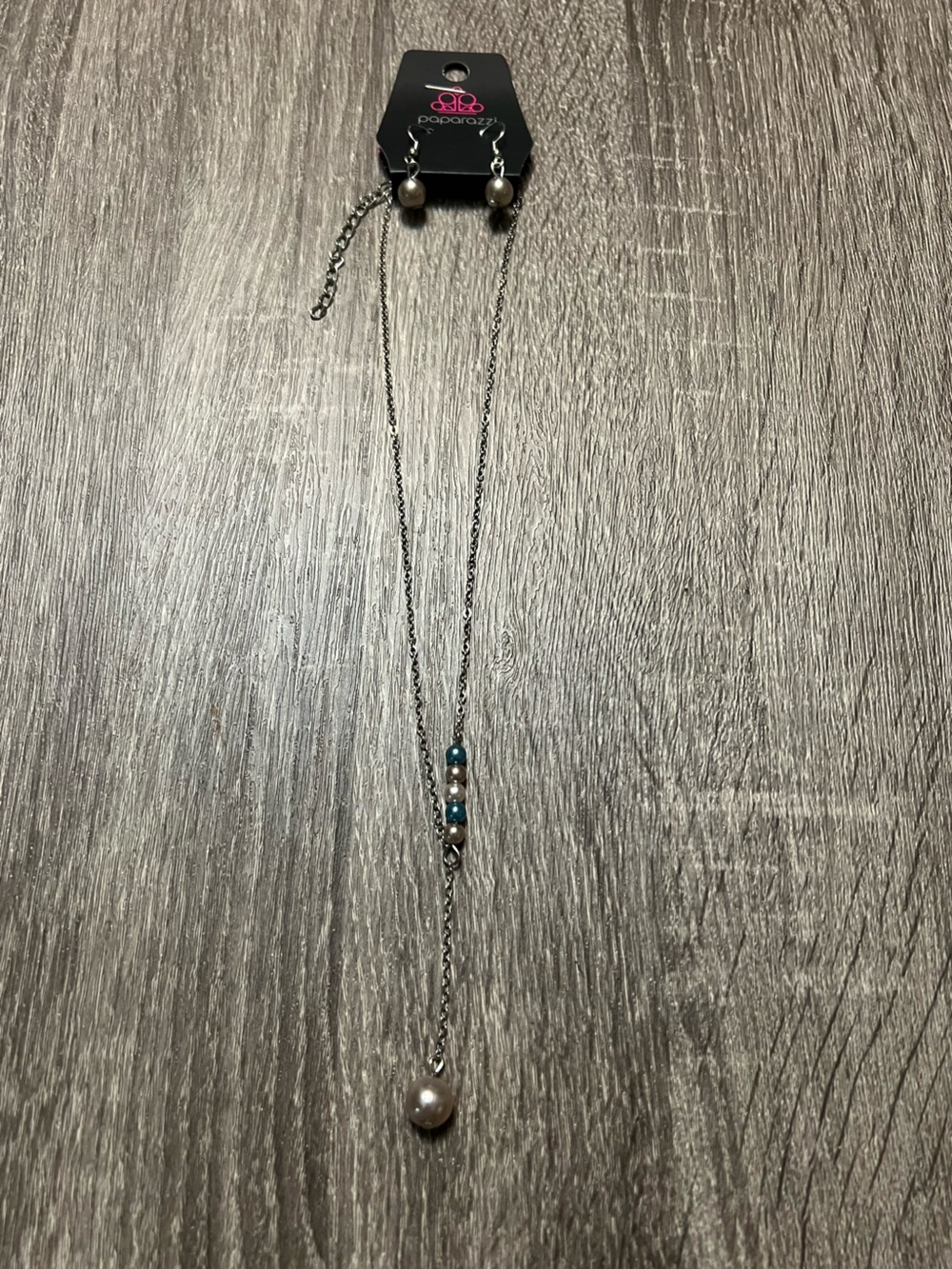 🇺🇸$5🇺🇸Paparazzi Silver Tone Teal  Beads and Faux Pearl Necklace and Earring Set